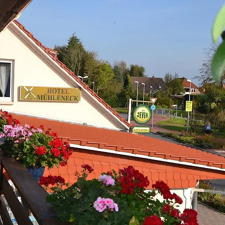 فندق Muehleneck 2*